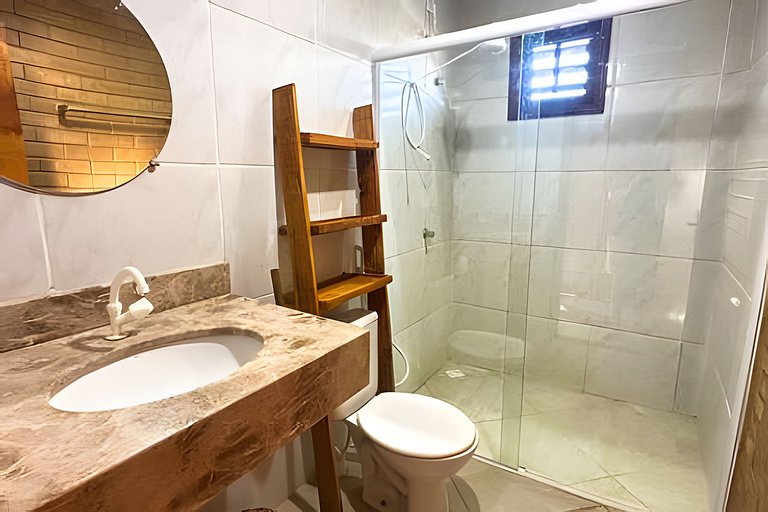 Chalé em Condomínio - Vista Mar - Hidro e Piscina