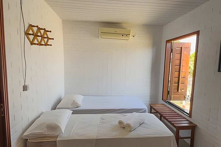Chalé em Condomínio - Vista Mar - Hidro e Piscina