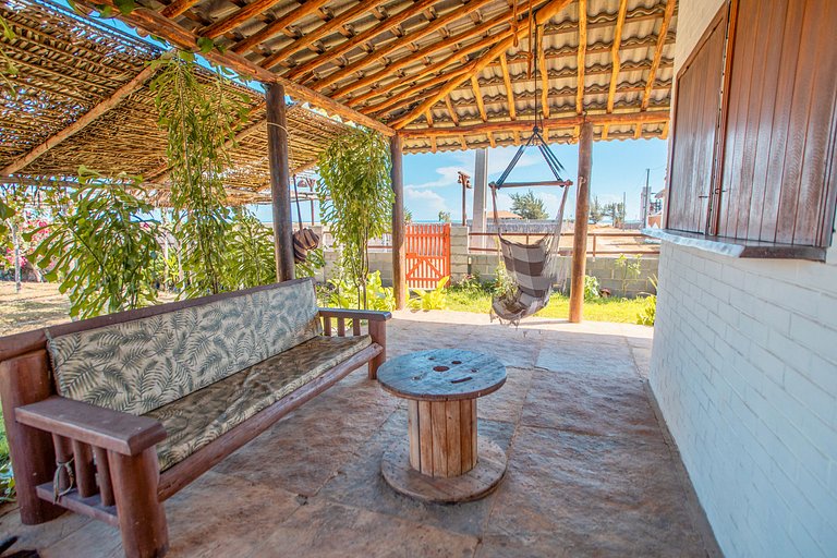 Chalé em Condomínio - Vista Mar - Hidro e Piscina